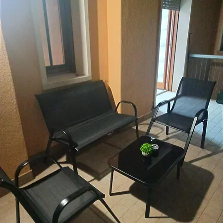 Ioana Apartman *